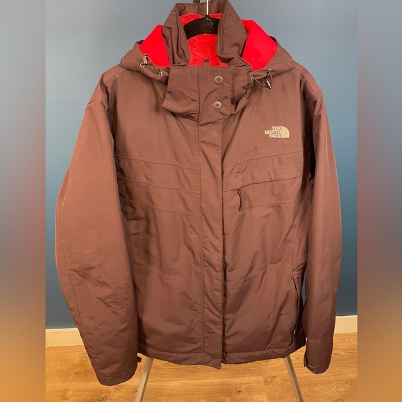 North Face Winter ski jacket - Picture 3 of 6